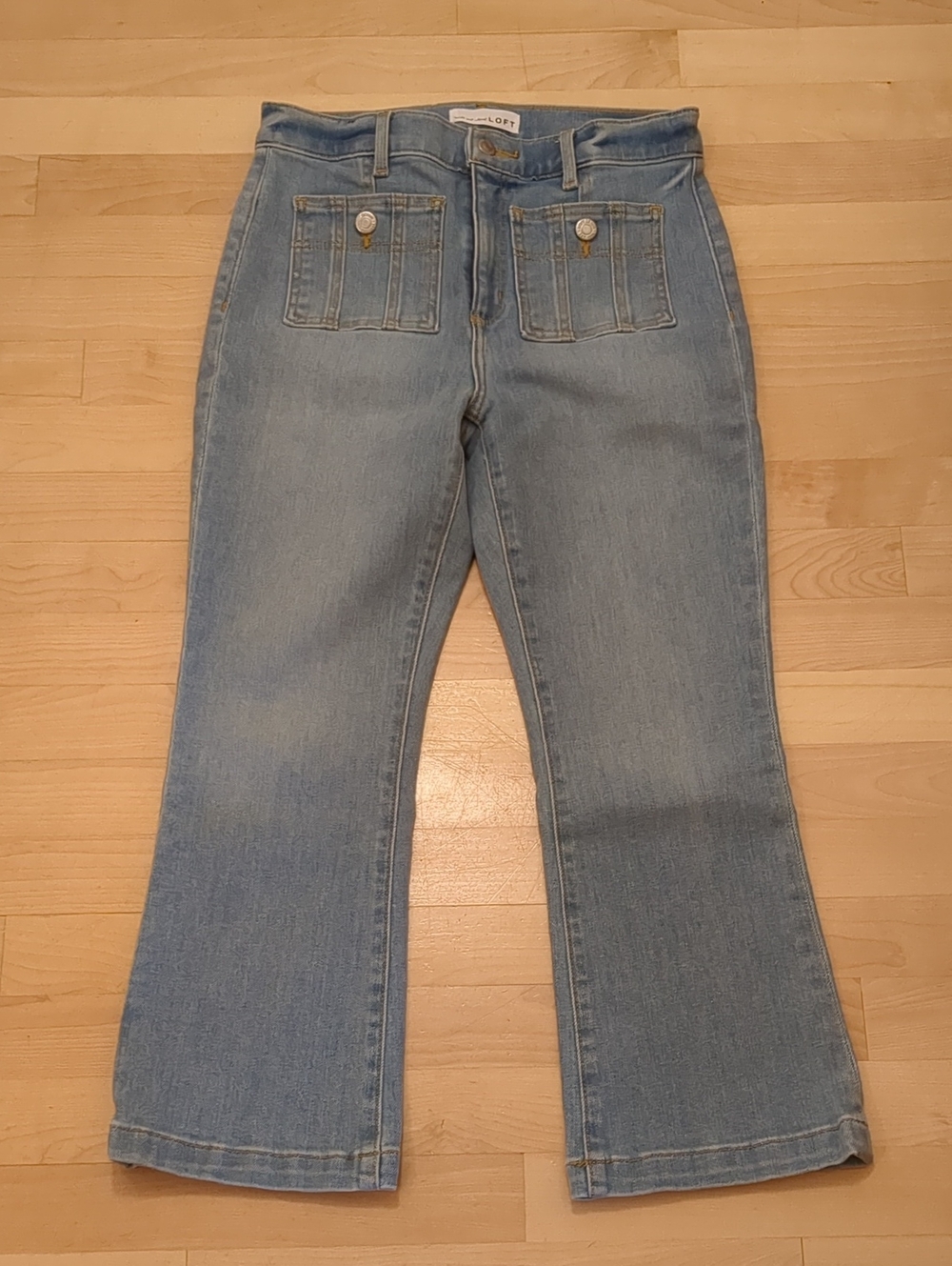 Loft The Kick Crop Light Blue Wash Jeans With Front & Back Patch Pockets P27/4